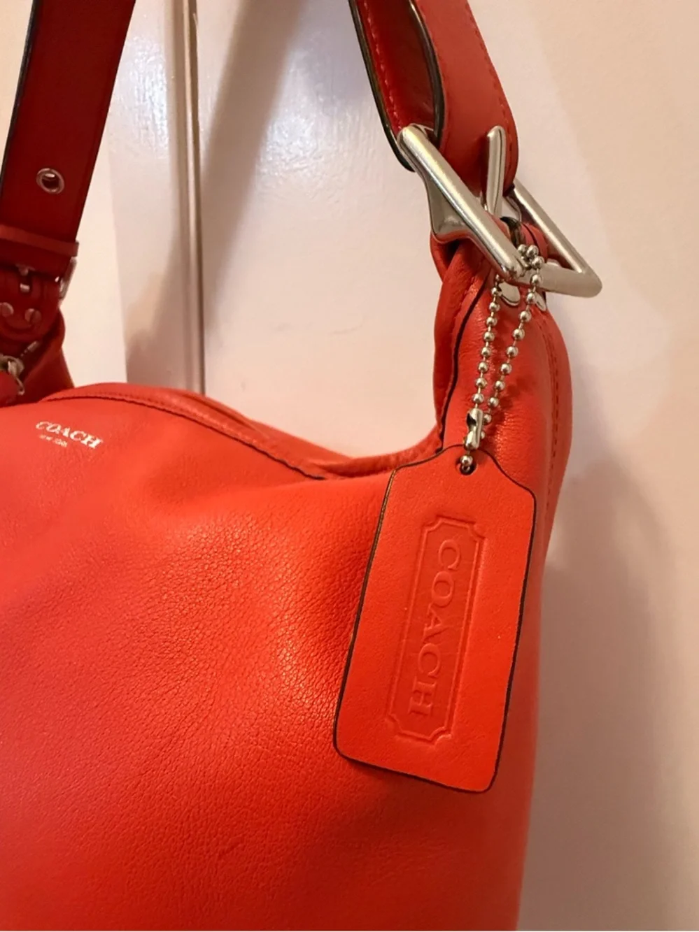 Coach Y2K Coral Red Leather Shoulder Tote Slouchy Boho Tassel Hobo Bag - Picture 5 of 12